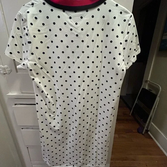 Tommy Hilfiger White Polo Dress with Navy Polka Dots and Red-Trim Collar - Picture 4 of 4